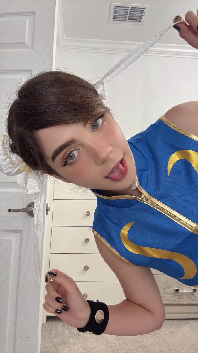 staryuukiii's tweet image. 🔥 ULTIMO STREAM DEL AÑO 🔥 
⭐ VIENDO CLIPAZOS DE STREAMERS ⭐
twitch.tv/staryuuki