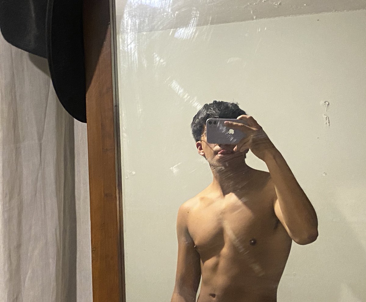 jjoelguy's tweet photo. úsame de dildo 😶‍🌫️ https://t.co/hj8q5LgZT4