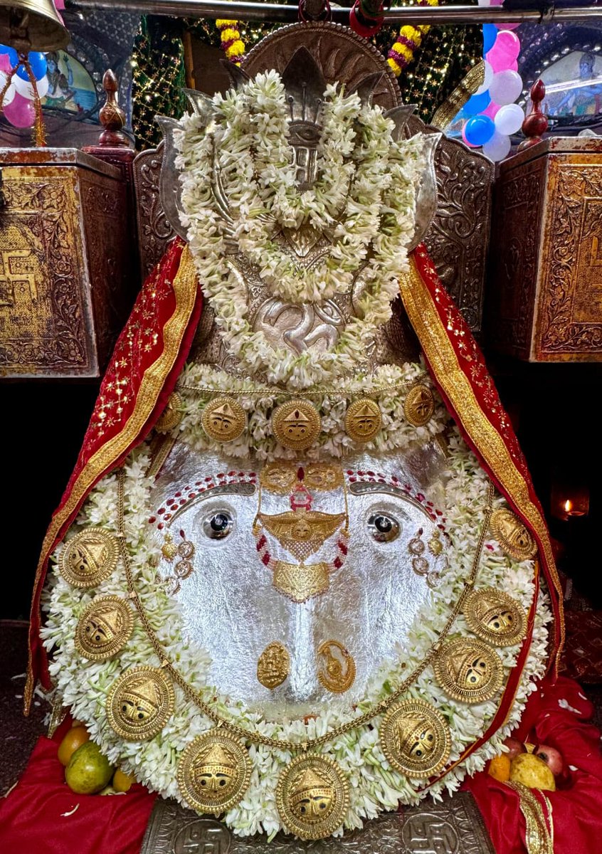 shrikalkamaa's tweet photo. 🙏🌸 #Jai #Maa #ShriKalkaJi 🌸 #Temple #GoodMorning #Daily #Aarti 🙏🌹#जय #माँ #श्री_कालका_जी🌹की #मंदिर #सुप्रभात #आरती #दर्शन #२०८१_विक्रम_सम्वत् #पौष #कृष्णपक्ष #सोमवतीमावस  #30Dec2024 #Monday https://t.co/pDUkpJyrRM https://t.co/8qHQzMoEV6 https://t.co/ZRUhVuTIto