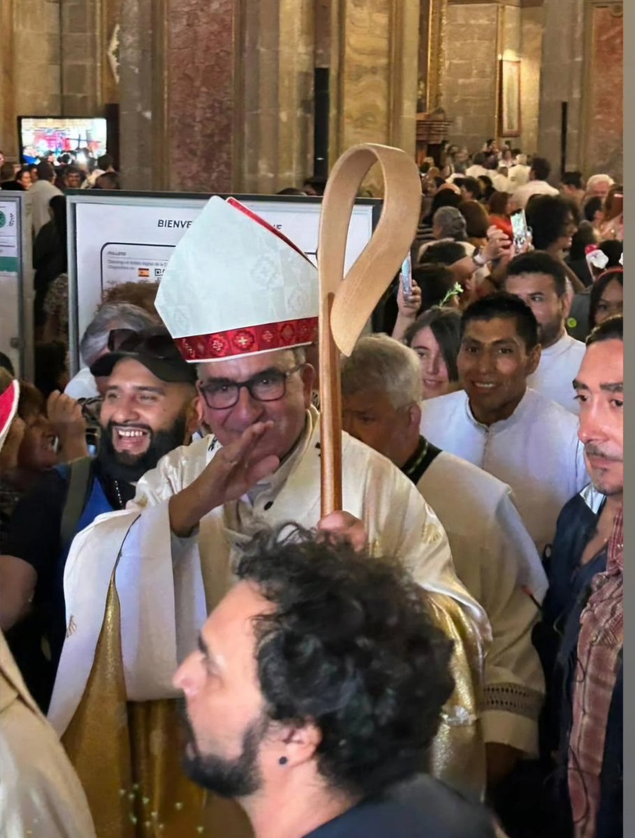 Card. Fernando Chomali tweet media