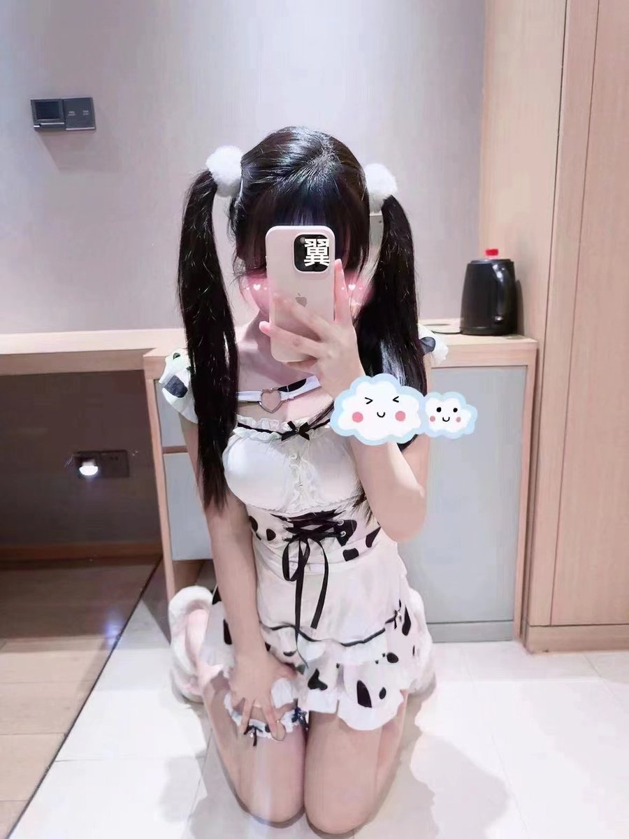 长沙，全国可🈳
160-95-C 04年
❤️【新年预订限时特惠】广州超赞COSER新年限时空降长沙！超强女友感，性格超好超配合，人照一致小话唠，身体柔嫩🉑一字马，主打的就是一个甜美反差，冲❤️
🌹看照门槛88，支付宝口令红包，不能接受勿扰🌹
tg:https://t.co/1npQodFytf
tg选妃频道:https://t.co/ljPcHnvm2W https://t.co/NmmUkf7GvL