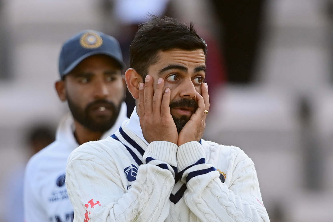 ImGauravYadav9's tweet photo. Time up! 
 
Retire &amp; move on from Red Ball if you both have any Shame left.
#INDvsAUS #StupidStupidStupid #cheating #retire #NOT_OUT #Chokli https://t.co/QUw8huTf2L