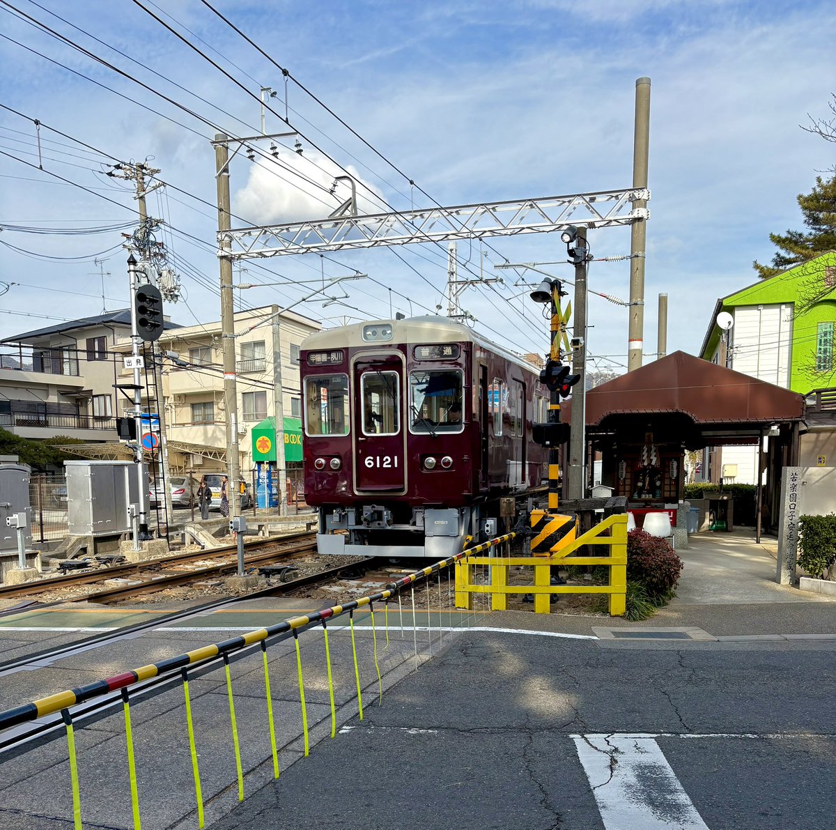 家に籠るのに飽きてきたので
阪急乗って少しお出掛け