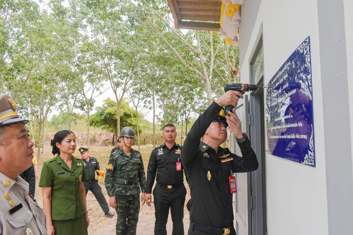 army2pr's tweet photo. āļāļ.āļĢ.13 āļāļąāļ.3 āļĢāđāļ§āļĄāļāļąāļāļŠāđāļ§āļāļĢāļēāļāļāļēāļĢāđāļāļāļ·āđāļāļāļĩāđ āļāļĢāļ°āļāļģāļāļīāļāļĩāļĄāļāļāļāđāļēāļāđāļŦāđāļāļąāļ āļāļĨāļāļŦāļēāļĢ āļāļĪāļĐāļāļ° āļāļ§āļāļāļ·āđāļ āļāļŦāļēāļĢāđāļŦāļĄāđ āļāļĨāļąāļāļāļĩāđ 2/67 āđāļāļ·āđāļāļāļ§āļēāļĒāđāļāđāļāļāļĢāļ°āļĢāļēāļāļāļļāļĻāļĨ āļ āļāđāļēāļāđāļĨāļāļāļĩāđ 55 āļĄ.1 āļ.āļāļāļļāļĄāļ§āļēāļāļĩ āļ.āļŠāđāļāļāļāļēāļ§ āļ.āļŠāļāļĨāļāļāļĢ
#BootCamp67 #āļāđāļāļāļāļāđāļĨāđāļ #āļāļĨāļāļŦāļēāļĢ #āļāļŦāļēāļĢāđāļŦāļĄāđ #āđāļāļāļēāļŠāļāļĩāđāđāļĨāļ·āļāļāđāļāđ https://t.co/EBgTAz2NmE