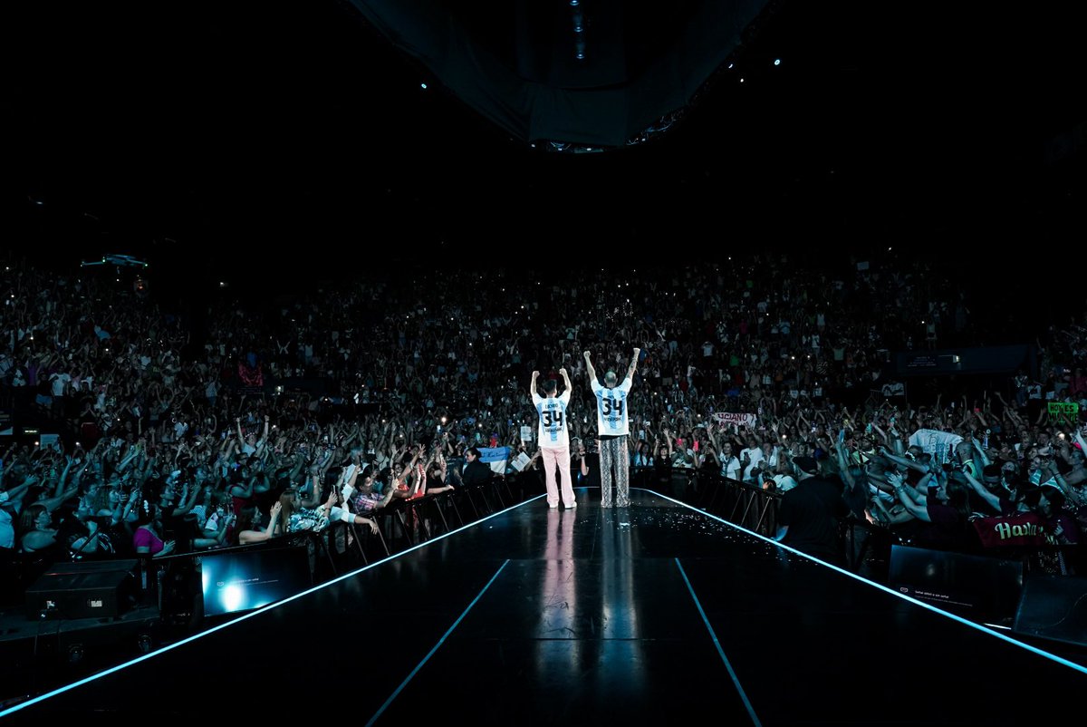 Noche 34 ✨Gracias por tanto tanto amor 🫶🏼 #EsAhora <a href="/AbelPintos/">ABEL</a>