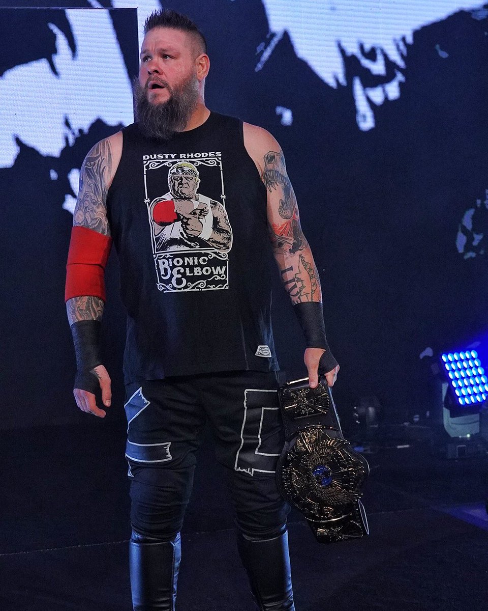 FightOwensFight's tweet image. #True #Rightful #Champ
#GOAT #IGUANA #LEOPARD #NEWBORNFAWNOHMYGODLOOKITSSOCUTE