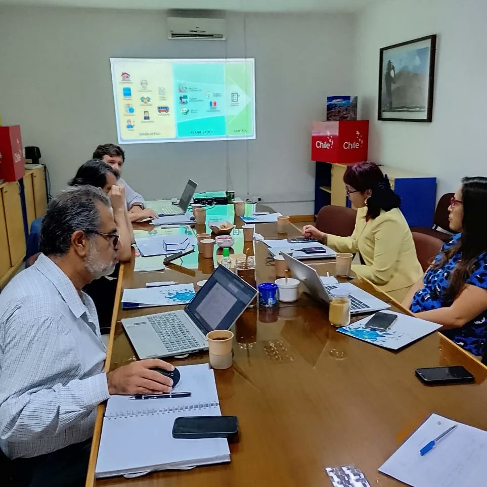 chileconsultor's tweet photo. Jornadas de trabajo, junto a los actores claves del turismo regional, para la elaboración de la Política Regional de Turismo de la región de Aricay Parinacota. https://t.co/OkeIktXmll