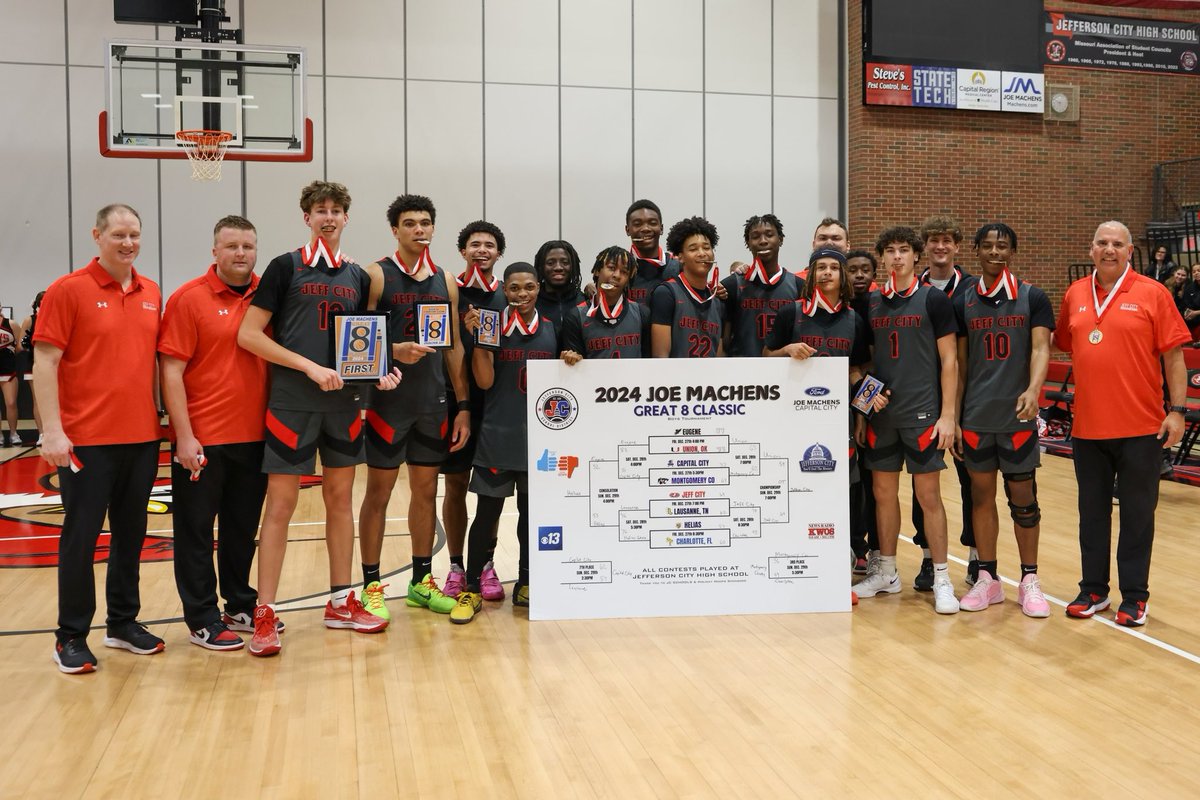 With a 64-59 OT win vs a strong Union (OK) team, the Jays are Champions of the 2024 Joe Machens Great 8 Classic! It was a true display of toughness and grit. A massive thank you goes out to our incredible fans. It’s a great day to be a Jay!