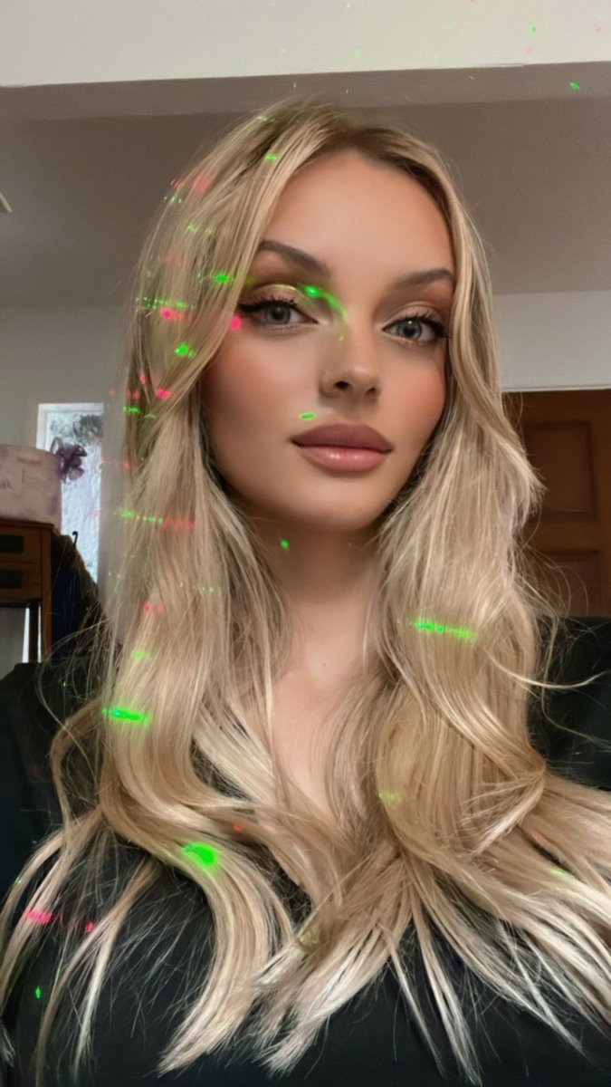 Holly (@hollyxfordx) / Posts / X