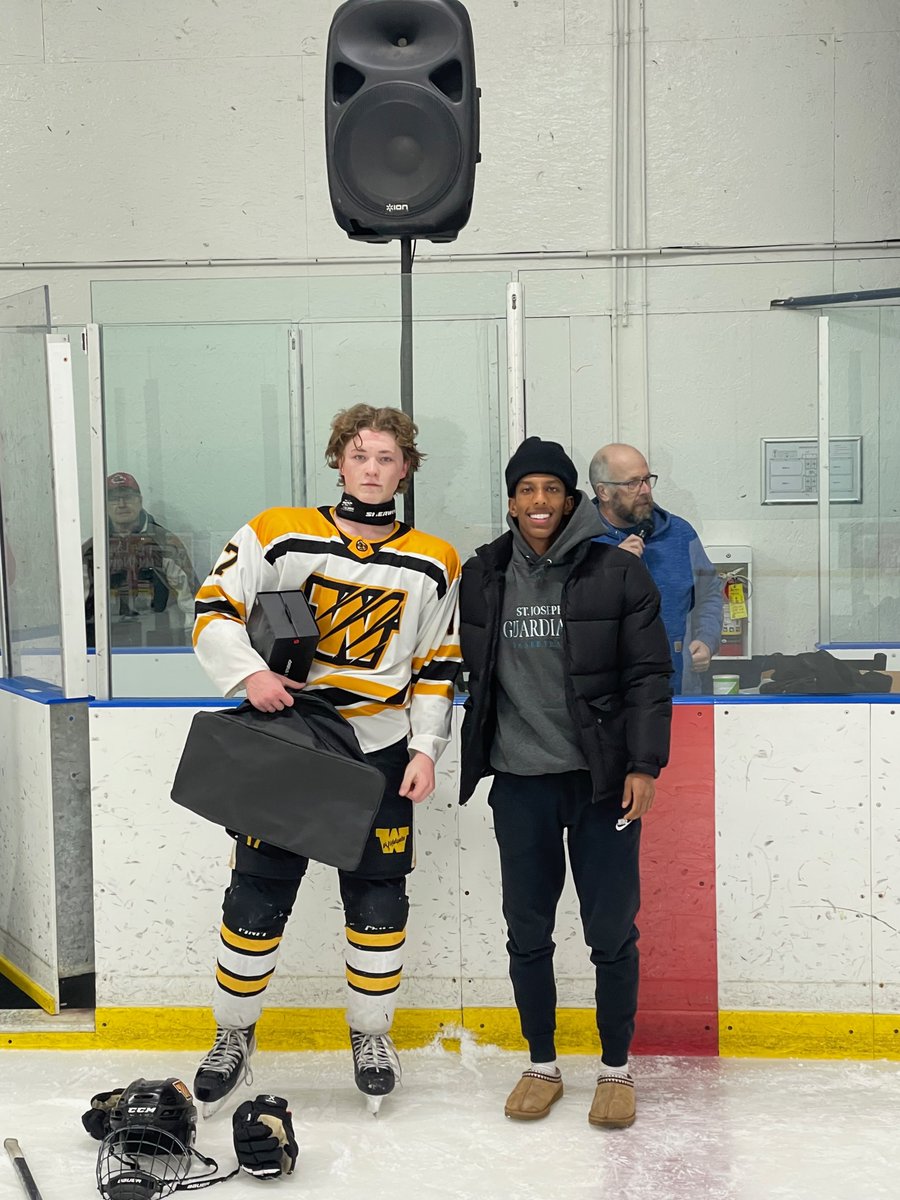 skchallengecup's tweet photo. Your U15A Sask Challenge Cup Top Defence award goes to #17 Sutton Scheidt from the Warman Lynx team. https://t.co/NJoNXaACmb