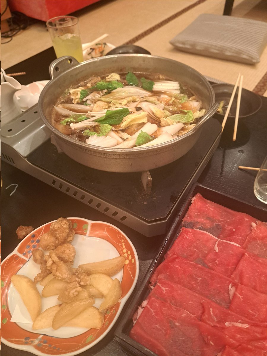 昨日の100人以上の大忘年会🍺
今年も参加させていただきました。ものまねショーを楽しんだり、くじ引き抽選会では、エルティードのネックパットをいただきました✨
皆さんとの出会いに感謝・感謝‼️

本当に楽しい時間をありがとうございました🙇‍♀️