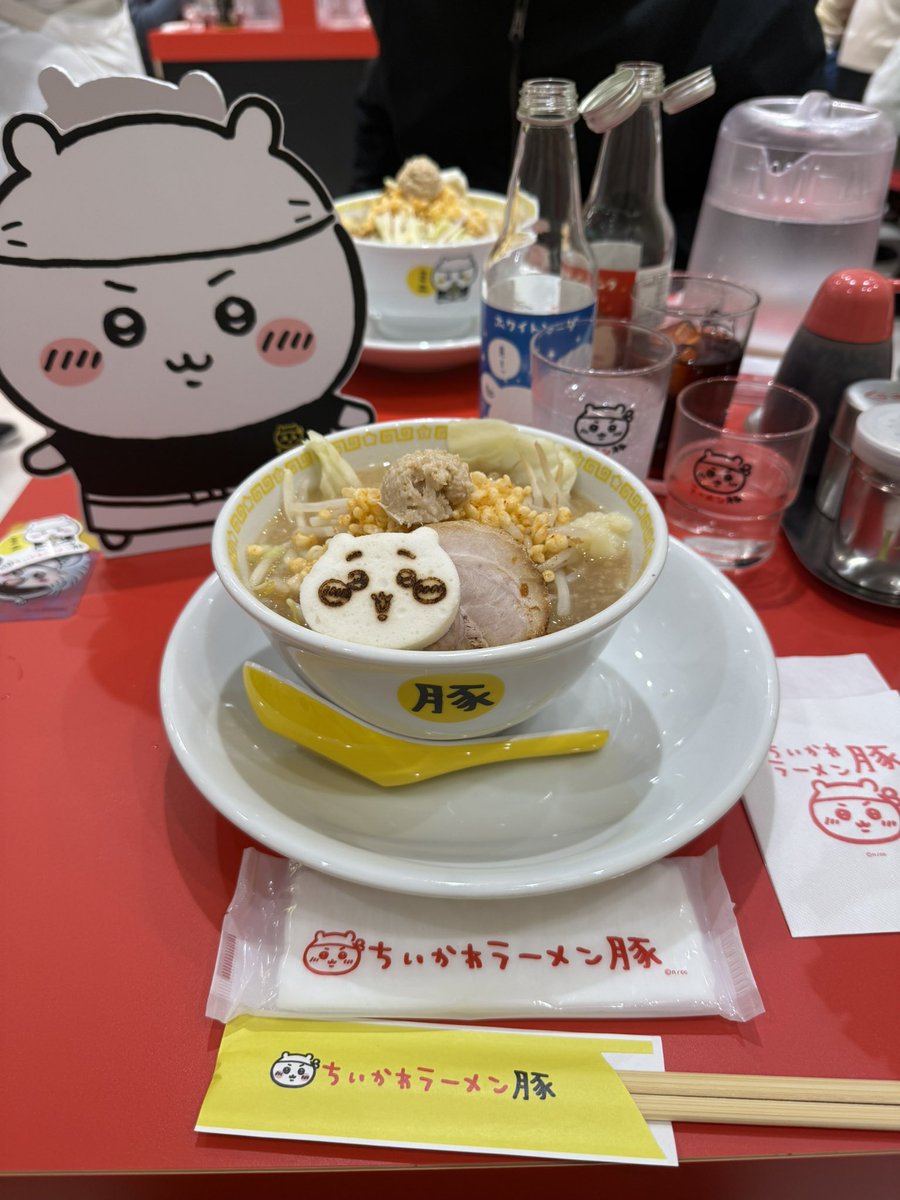 ちいかわラーメン豚美味しかた〜🍜