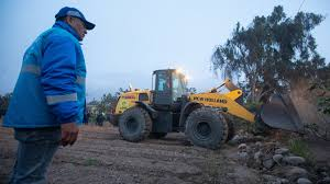 JoseLuisGil1000's tweet photo. Alcalde de Lima @rlopezaliaga1 no solo está ampliando grandes avenidas que fueron dejadas por años y haciendo grandes obras que la prensa "mermelera" no cubre, sino que le está "metiendo el tractor" a toda la corruptela zurda (como la Villarán) enquistada en alcaldía por años. https://t.co/Kv0JjWy1NP