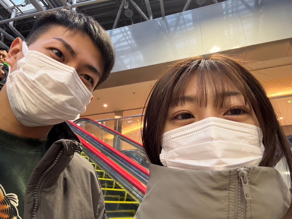 LbqrM's tweet photo. 婚約しやした https://t.co/LAE6ihAYYb