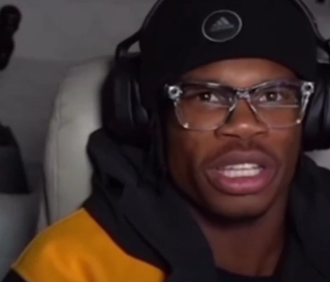 Anitok777's tweet image. Devin Haney: “So my girl can’t meet Thug in jail?”