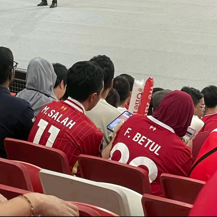 <a href="/rndy11/">Randy 🌊</a>