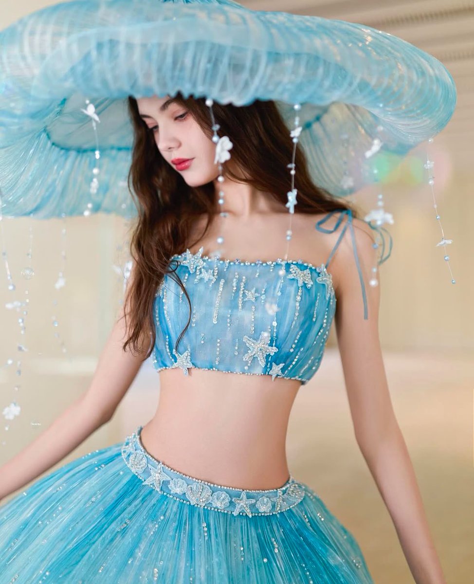 デザイナーのジミー・チュウが手掛けるクチュールブランド 