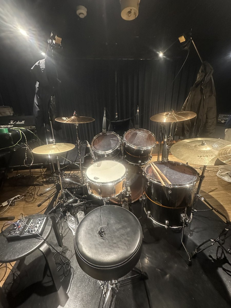 drum_NaoKi's tweet photo. 2024ドラム納め！
@TheStrucsJP 

オファー頂きドラム叩かせて頂きました！
マイク良すぎて録れ音良すぎて
昼から5曲REC無事やり切って最高の大晦日を過ごせる、、、
全部EMOくてめっちゃ良い曲なのでリリースをお楽しみに🙏俺も楽しみ🙌 https://t.co/UrfSNHvcAk