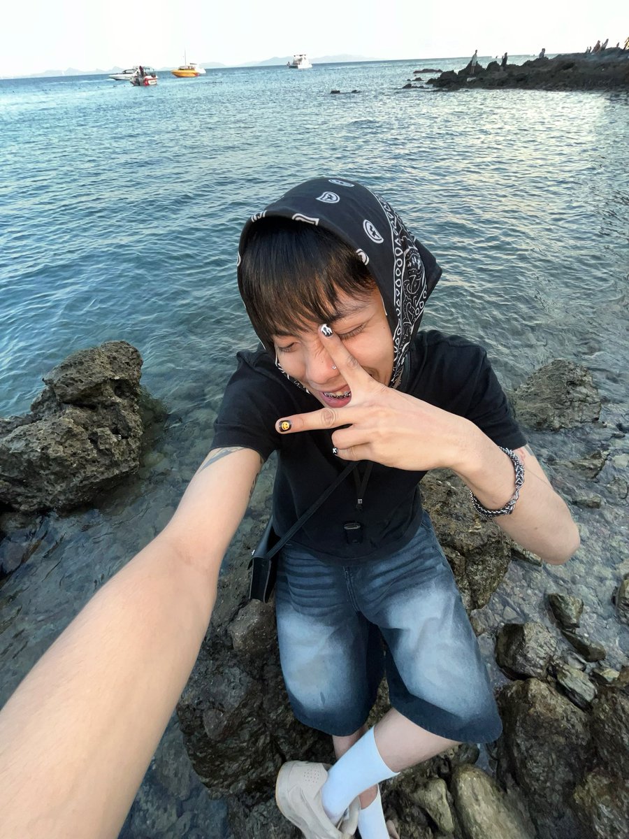 ปีนี้เคาท์ดาวน์ดกาะล้าน แต่ยังไม่มีคู่นะฮะ ิิ #ท้ายปี #เกาะล้าน #เคาท์ดาวน์ #เมคเฟรน