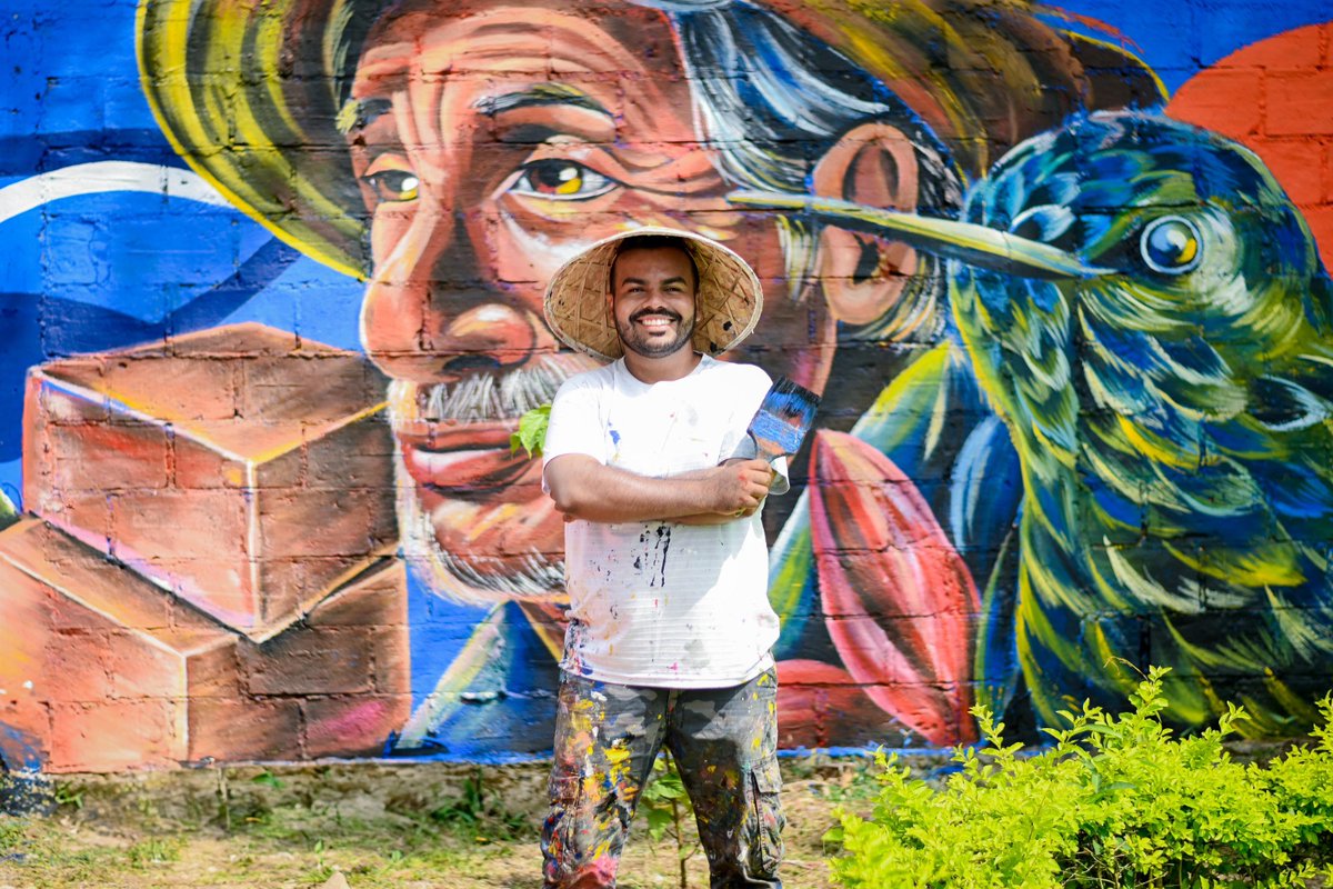 Elolfato's tweet photo. #Muralismo | 🎨 Realizaron murales en el Aeropuerto Perales, la Terminal de Transportes, el parque de la calle 37 con avenida Ambalá; el barrio El Triunfo, la Universidad Cooperativa y los corregimientos #Toche y #Totumo. https://t.co/hrfmfSQEhC