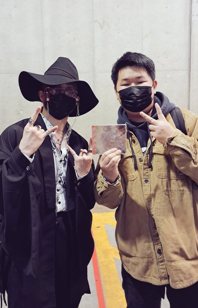 The #C105 haul

first Comiket ever, had a amazing time
gonna be a while til I come back but damn I want to badly LOL
love to all artists I visited ❤️❤️🙏