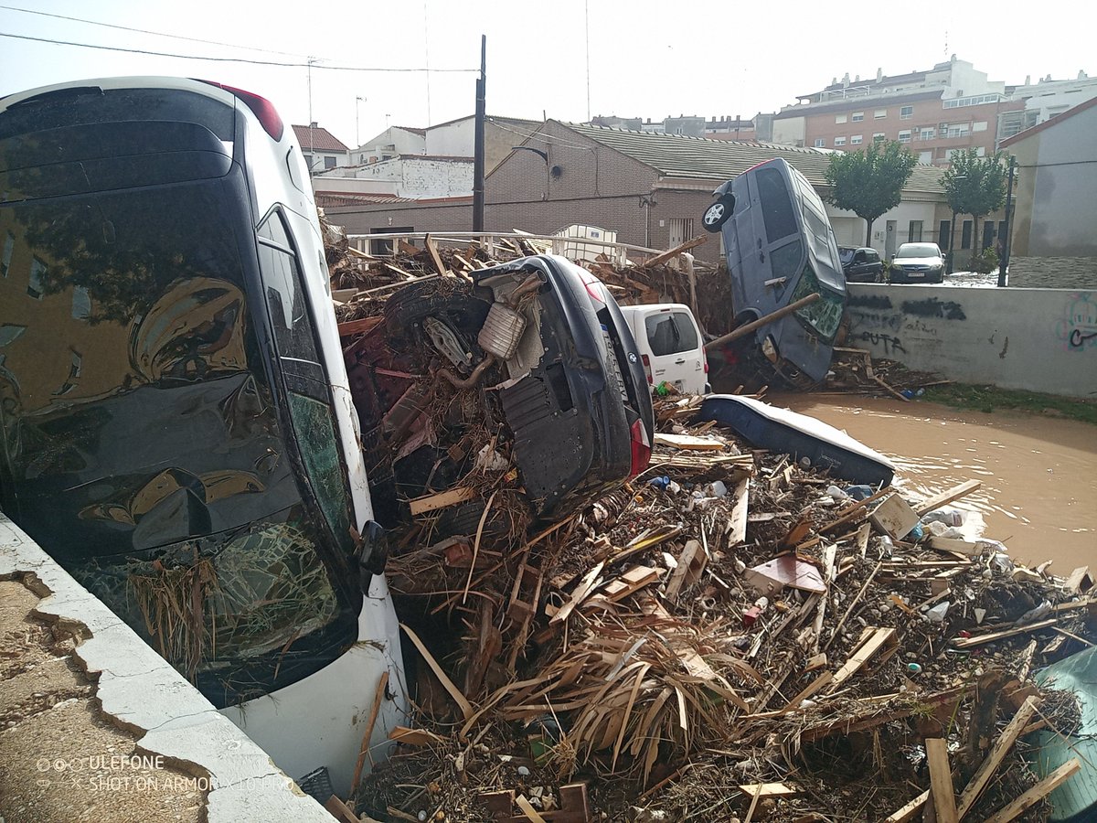 PollyRomero's tweet photo. @guardiacivil Mejor explicadme vosotros esto https://t.co/F7RCU1GSo7