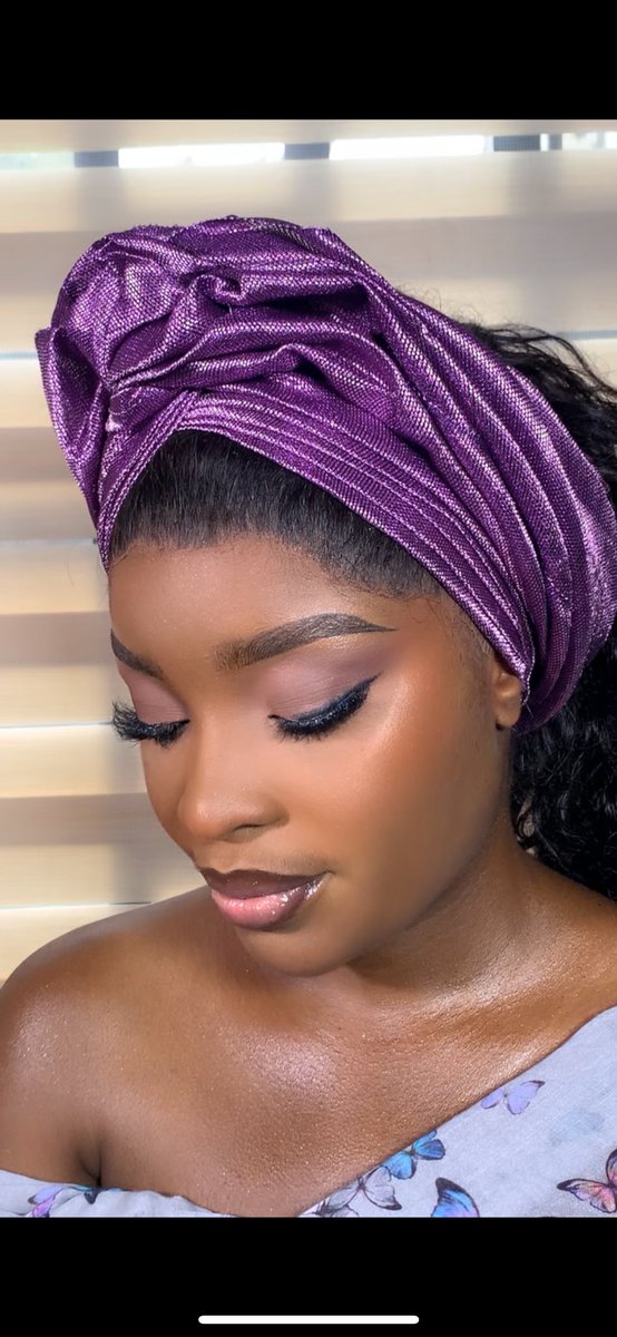 Just a Tech girl who decided to close her laptop for the day and go for a face beat 🤭