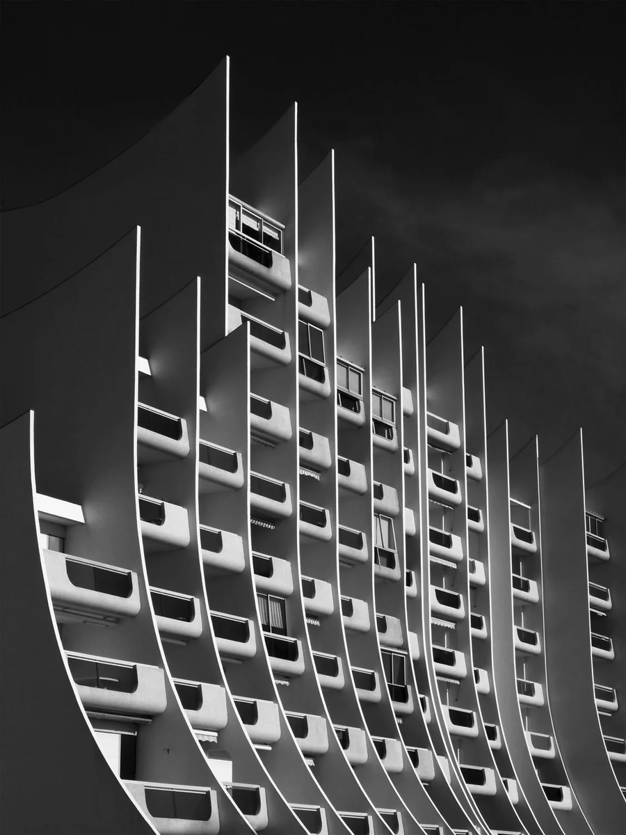 javierubioo's tweet photo. Edificio de apartamentos "La ola"
Pierre Doucet.
Son de los 70, pero parece sacados de una peli de ciencia ficción.