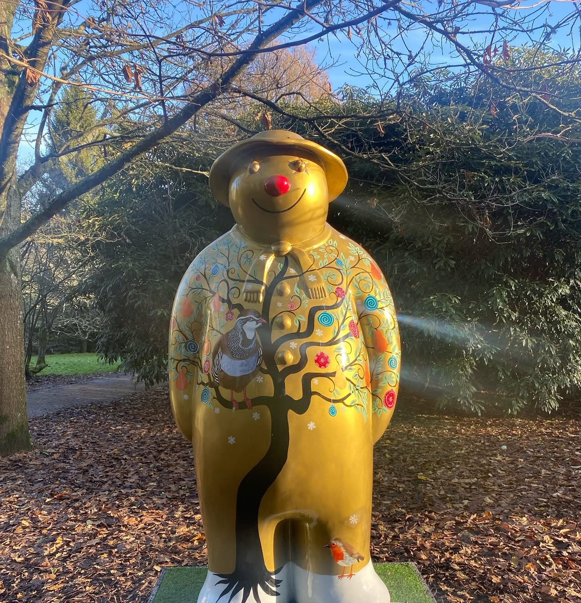 Our car park is currently full and is operating a one out, one in basis. 
Please be considerate to our neighbours by not queueing on the road or parking across driveways. 
Our car park should be quieter by 2pm. 
Thank you for your patience and support. 

#carshare