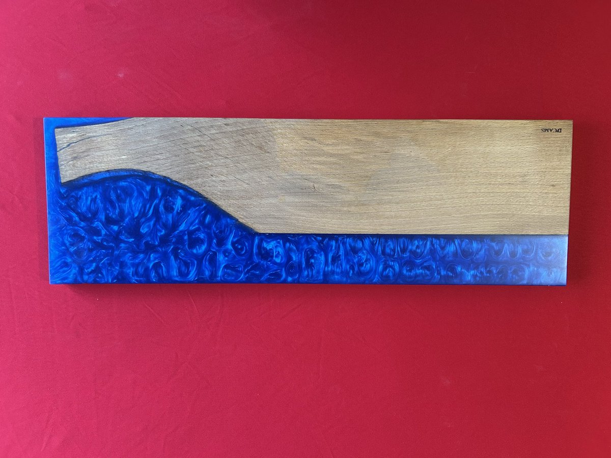 LafayeDavid's tweet photo. Planche à découper bois de hêtre résine epoxy https://t.co/HqrNsMm2zH