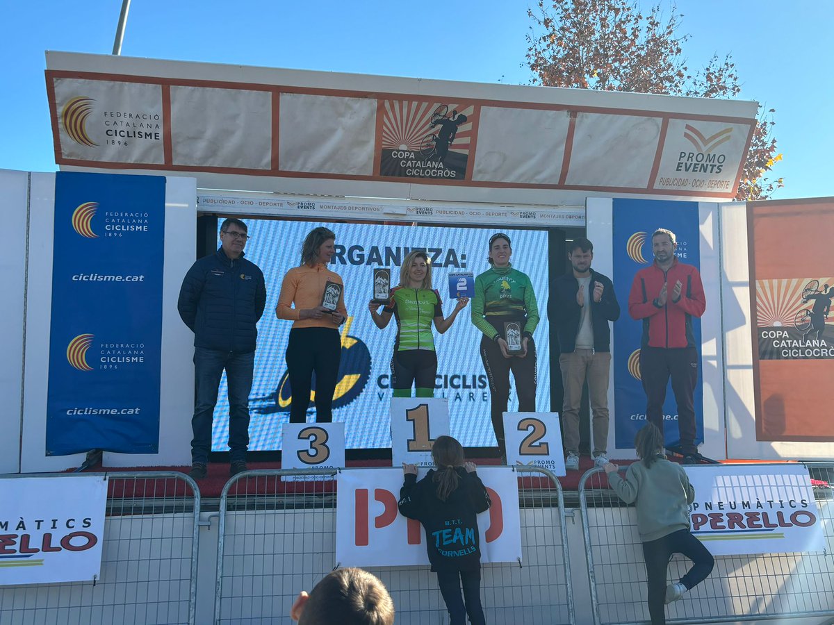 Vilablareix tweet media