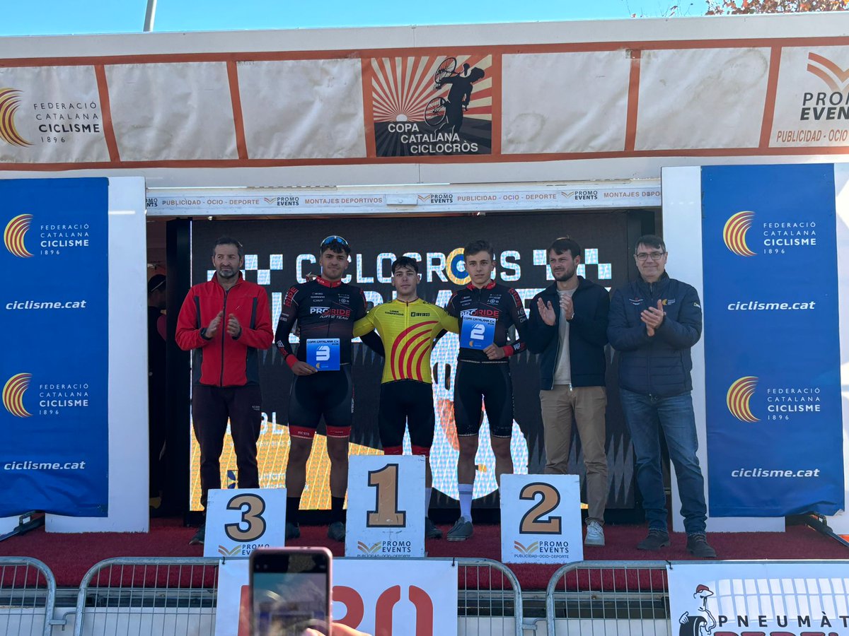 Vilablareix tweet media