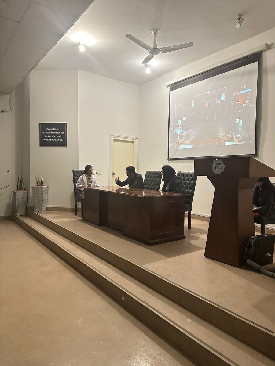 fass_air's tweet image. 📜 A series of skits and videos on the &quot;Alternative History of Pak-India Wars&quot;, organized by BSIR -7 for their course &apos;#StrategicStability in South Asia&apos; taught by Mr. Faraz Haider! Exploring “what could have been” deepened their understanding of history &amp;amp; its lessons. Well done!