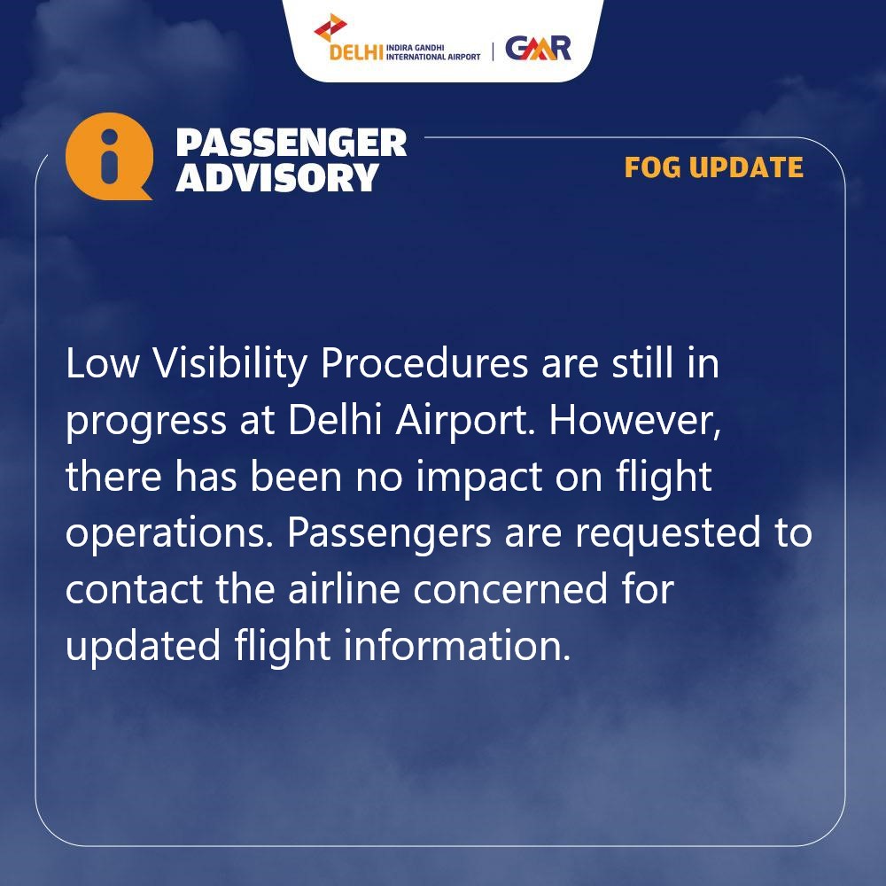DelhiAirport's tweet photo. Update issued at 14:00 hours.
Kind attention to all flyers!
#Fog #FogAlert #DelhiAirport https://t.co/XpPiuO4tvW