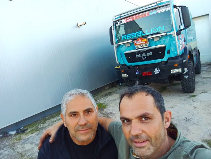 CompetitionSta's tweet photo. Le MAN 651 est de retour dans les locaux de STACOMPETITION, Ahmed va poursuivre la préparation pendant que Samir et Mika partent demain pour l'Arabie Saoudite...Objectif, préparer le VOLVO FMX pour le Dakar 2025...DKR25...
#dakar2025 #rallyeraid #fia #assistance #ZahidTractor https://t.co/cRJidpkQPP