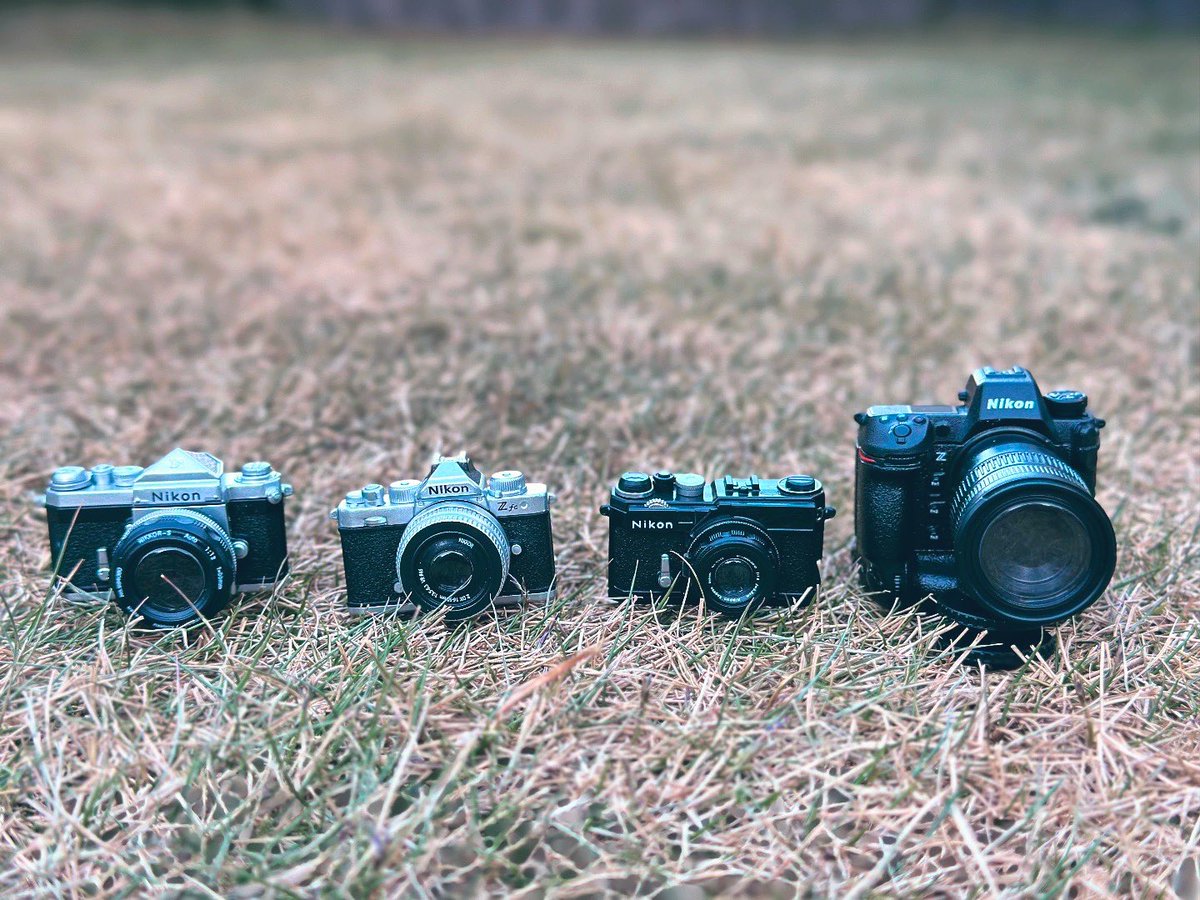 takeda1982's tweet photo. Nikonミニチュアカメラコレクション📸
Complete🙌
#Nikon
#ニコン
#ミニチュアカメラコレクション
#バンダイ
#ガシャポン
#カプセルトイ
#nikonsp
#nikonf
#nikonzfc
#nikonz9
#nikonz30 https://t.co/WI7AGV2lSU