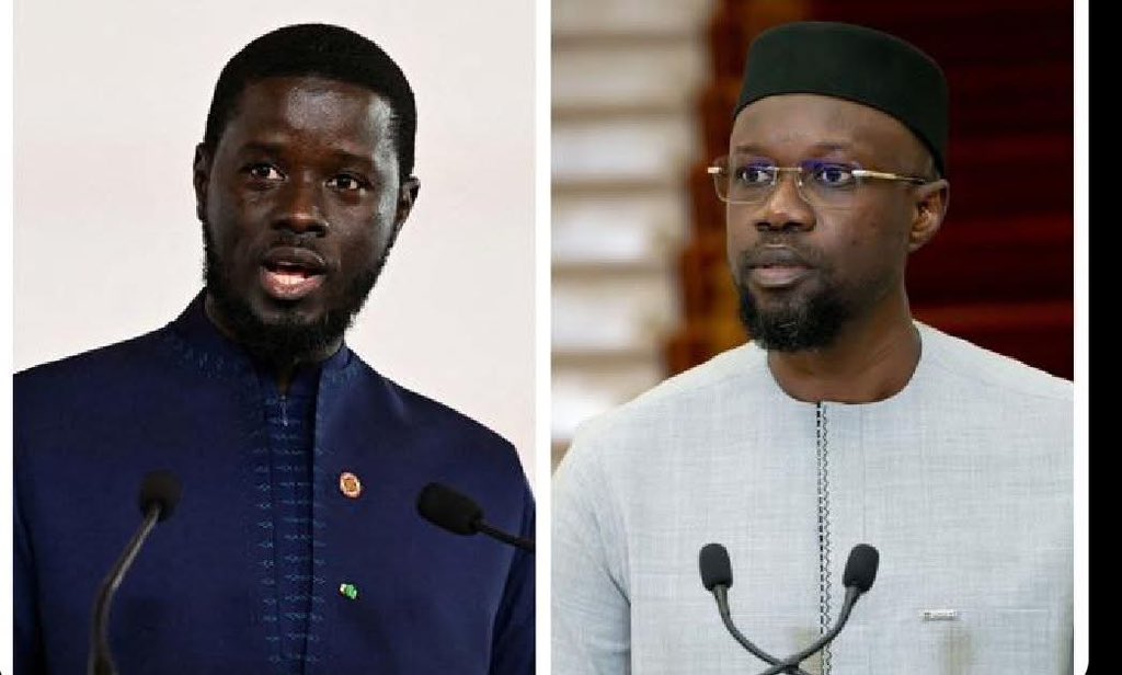 Sonko et son président : Aucun pays au monde a été développé grâce au financement de FMI Aet BMI. Le Sénégal a assez des moyens pour se développer....

En rdc , Ils applaudissent l'endettement par BMI et FMI...

Les deux cerveaux qui révolutionnent la gouvernance du #Sénégal...