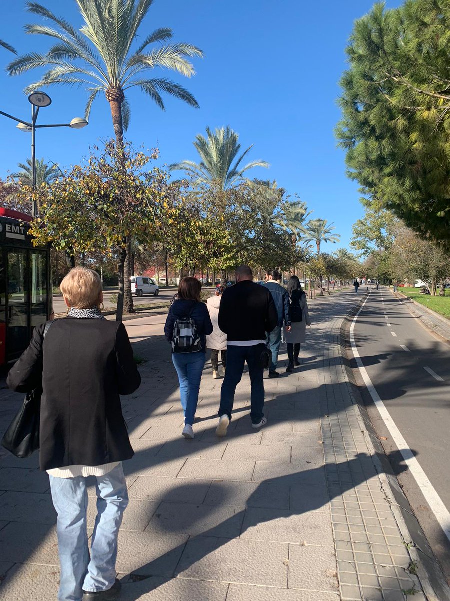 🎉 Wrapping up 2024 with some news from the #HORUSProject!🌍

The #Valencia 📍 pilot is using #GIS 🗺️ in #FocusGroups to explore #neighborhoods with the aim of identifying barriers and opportunities for #healthier living.

Here’s to progress in 2025! 💪

#UrbanHealth #Innovation