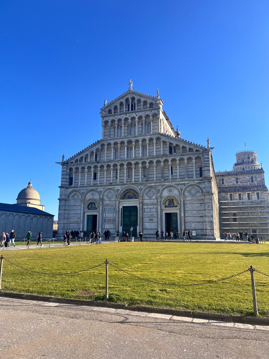 Sahil57092014's tweet photo. #rome #Pisa https://t.co/pk0uINRyTD