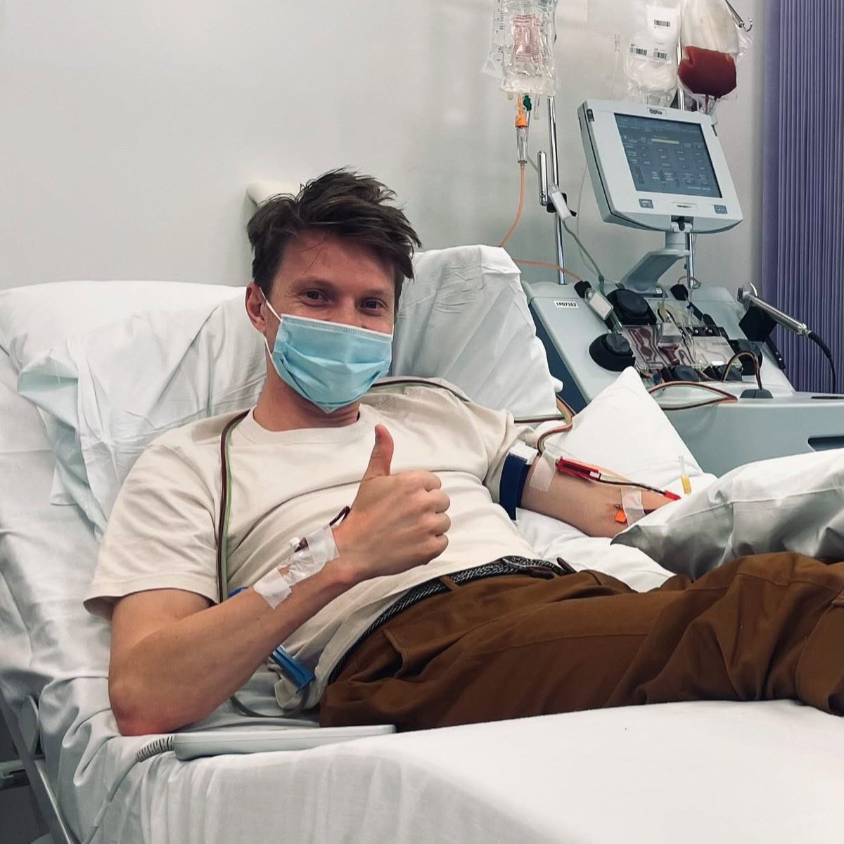 “It’s crazy and beautiful to feel how our families are connected now because of the life-saving power of stem cell registers!” 

Two years after donating his stem cells anonymously to a seriously ill stranger, Ben met Simone, the person whose life he saved. 💚