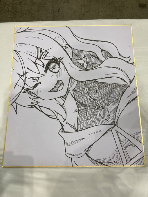 これはコミケ中に描いたななちゃん色紙 