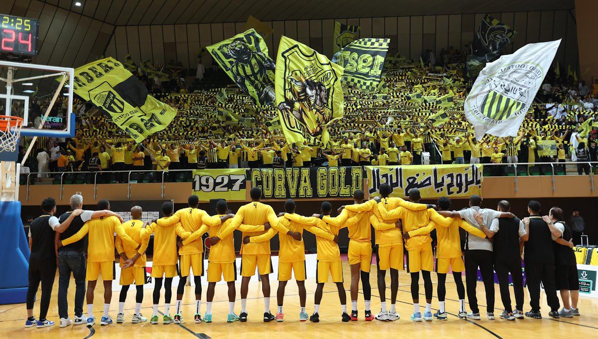 osam_is's tweet photo. الحمدلله دائماً وابداً💛
افرح ي وطن🐅💛💛 https://t.co/TNrA7U6M2W