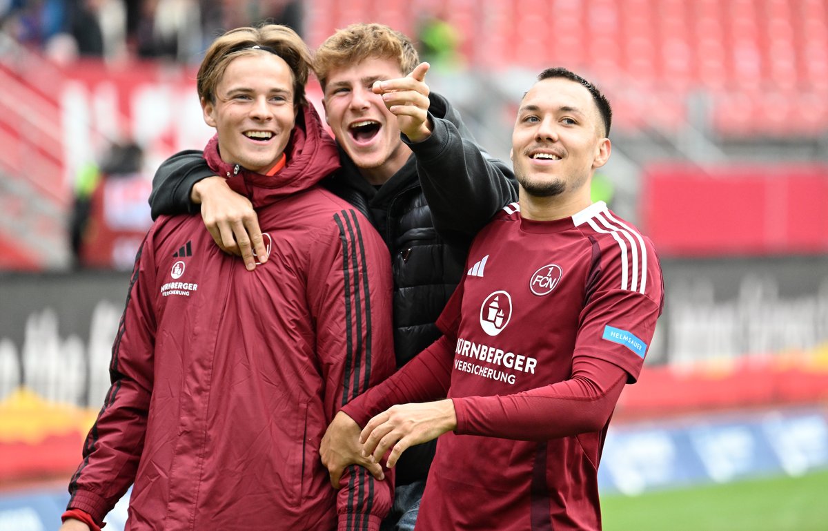 1_fc_nuernberg's tweet photo. Caspar #Jander wurde vom @Kicker in der "Zweitliga-Rangliste des deutschen Fußballs" im defensiven Mittelfeld auf Platz 1⃣ gesetzt und damit zum besten Sechser der Hinrunde in Liga zwei gekürt. 🥇 👏

#fcn https://t.co/j1axrIwSZp