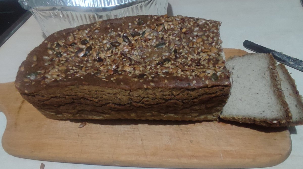 AdanAlonzo3's tweet photo. Pan de Quinoa y semillas rico y saludable 😋😁😊 https://t.co/SHryTq3f4b