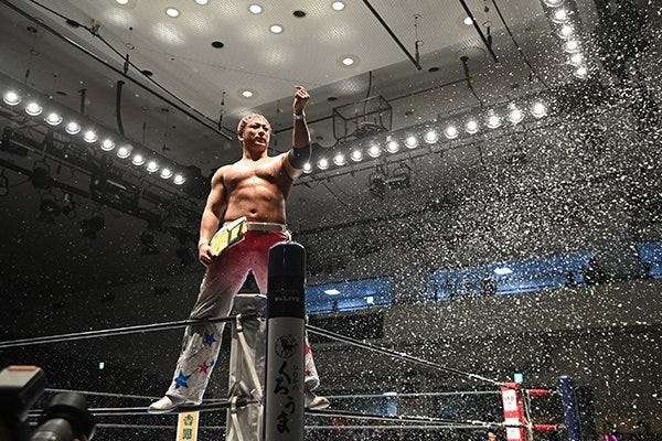 njpwglobal's tweet photo. 'These kids took the time to make a belt for me(...) it's my responsibility to show them I've won the real thing'

Shota Umino talks the support of his young fans in our interview!

https://t.co/lyJdjgYkFp

#njpw #njwk19 https://t.co/1GoNBN7cC7
