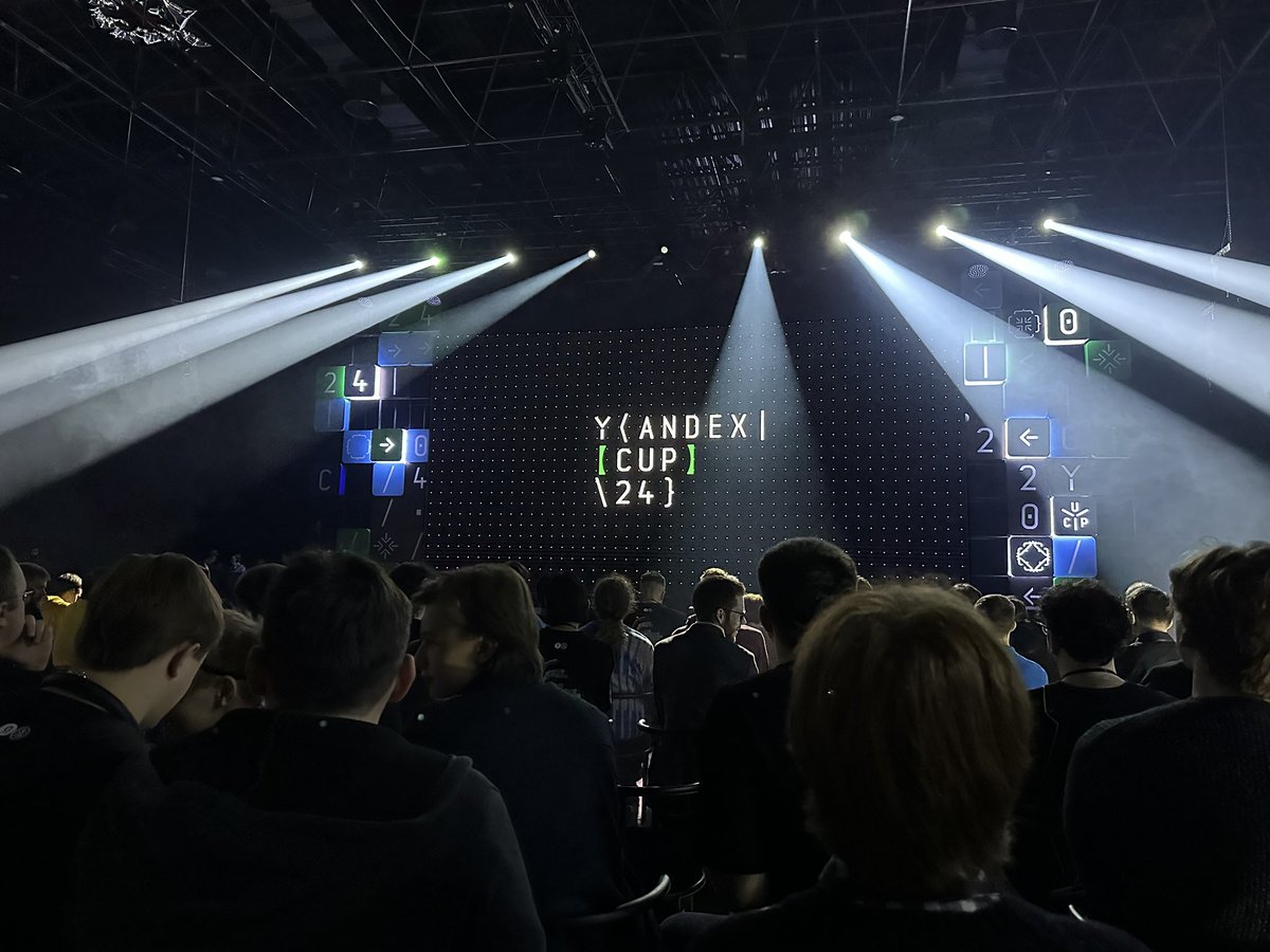 evllko's tweet image. 2024.

• гейм-дизайн → аналитика. 
• 1 игра (корп. гейм-джем).
• 1 сервис — SteamTrender, больше никаких таблиц. Прошлогодний SteamWizzard умер.
• немного соревнований: Yandex Cup (10 место), Yandex CodeRun (14).

важный год для изменения вектора профессионального развития.