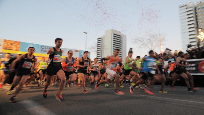 Barcelona Turisme (@barcelonaturism) on Twitter photo 🏃♀️🏃♂️Ja som a la Cursa dels Nassos 2024, que se celebrarà demà per tancar l'any. Avui el regidor d’Esports, David Escudé, dona la benvinguda als i les atletes d'elit #CursaDelsNassos
➡️tuit.cat/d461d
<a href="/BarcelonaTurism/">Barcelona Turisme</a> <a href="/bcn_ajuntament/">Ajuntament de Barcelona</a> <a href="/CambraBCN/">Cambra de Comerç de Barcelona</a> <a href="/Cursanassos/">Cursa dels Nassos</a> 🏃♀️🏃♂️Ja som a la Cursa dels Nassos 2024, que se celebrarà demà per tancar l'any. Avui el regidor d’Esports, David Escudé, dona la benvinguda als i les atletes d'elit #CursaDelsNassos
➡️tuit.cat/d461d
<a href="/BarcelonaTurism/">Barcelona Turisme</a> <a href="/bcn_ajuntament/">Ajuntament de Barcelona</a> <a href="/CambraBCN/">Cambra de Comerç de Barcelona</a> <a href="/Cursanassos/">Cursa dels Nassos</a>