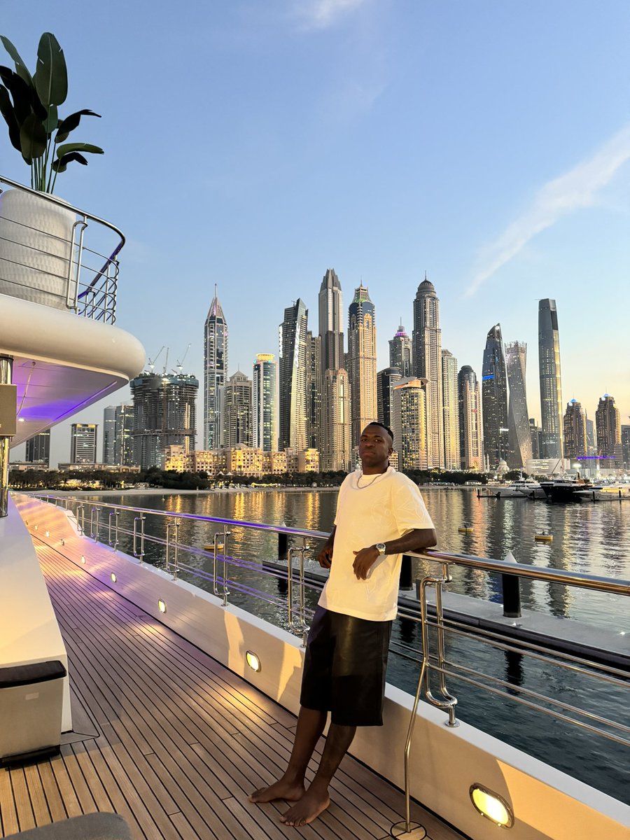 Vini Jr. tweet media