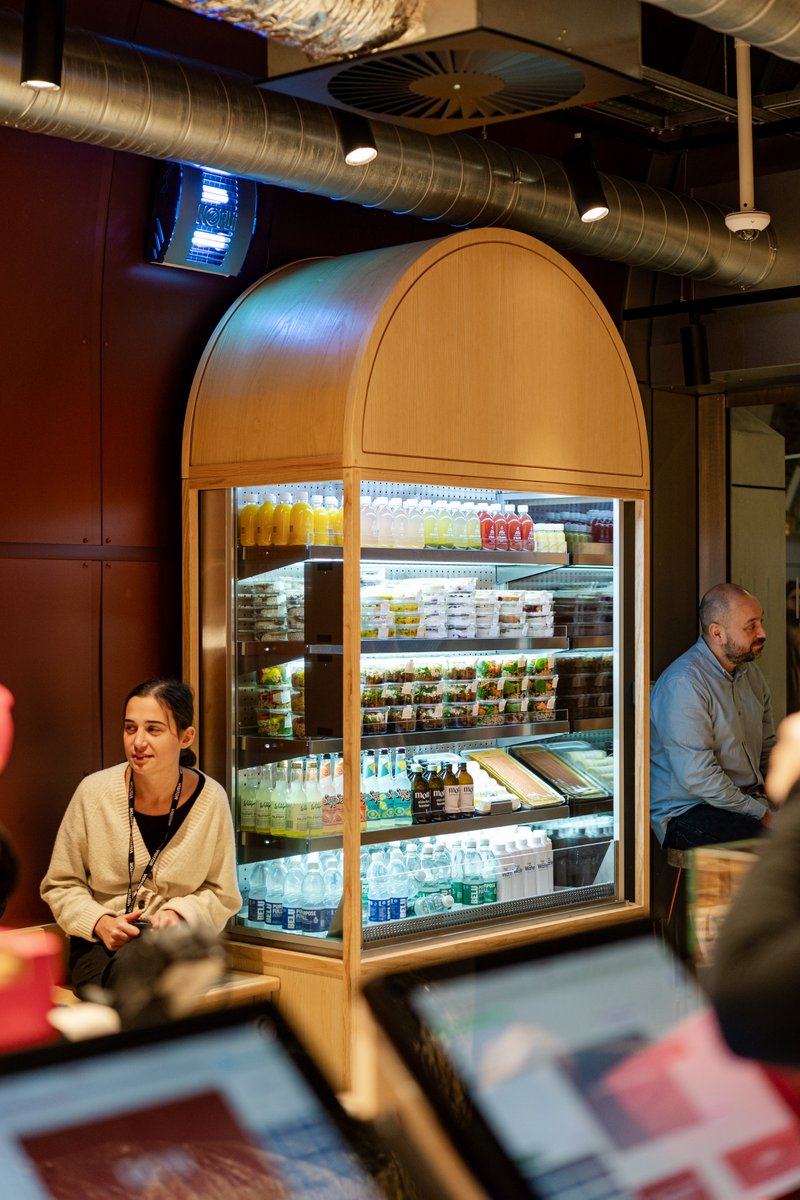 caterglobe's tweet image. Congrats to GAIL's on their new London Bridge branch! Conveniently located near the station. Caterglobe overcame logistical challenges for a seamless opening. #GailsBakery #LondonBridgeStation #LondonFoodie #Caterglobe