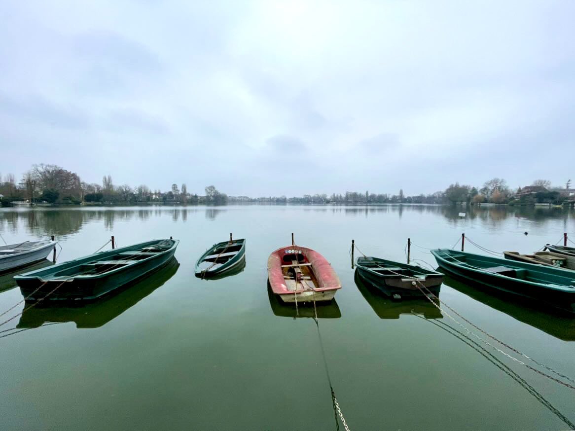 📸 #mondaymotivation | Aujourd’hui à l’honneur, le lac d’Enghien-les-Bains. 

Belle semaine à tous ! 

🤳©️sur Instagram : @vero_alexandre